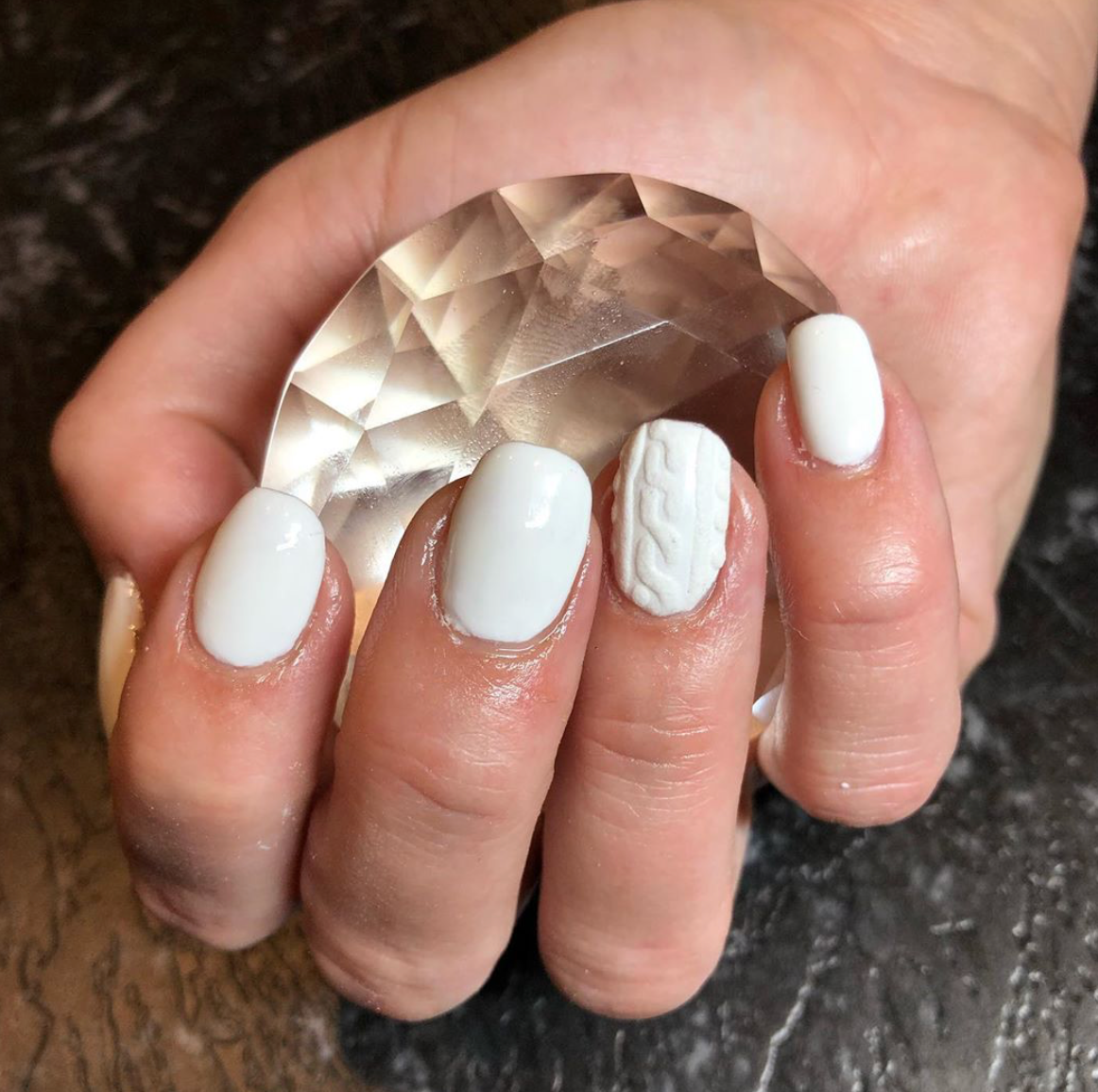 5 gorgeous nail colours that are perfect for short nails